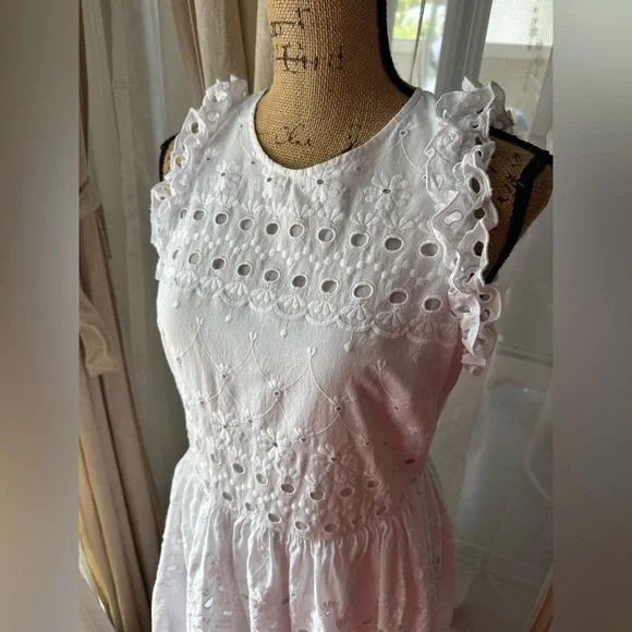 Kate Spade White Floral Eyelet Dress - Picture 4 of 15